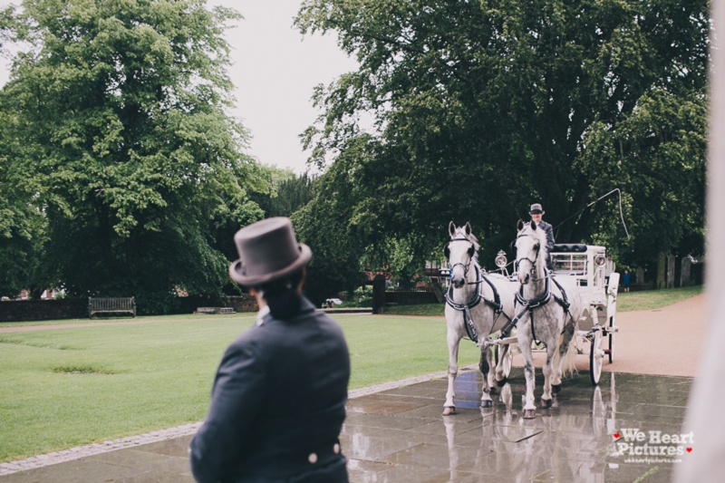 Horse carriage, St Albans Cathedral Wedding | London Alternative Wedding Photography, Reportage of a wedding Day 
