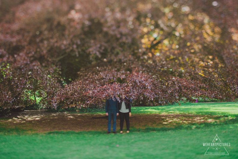 Vicky+Dan-Fulham-Palace-eshoot_weheartpictures-23