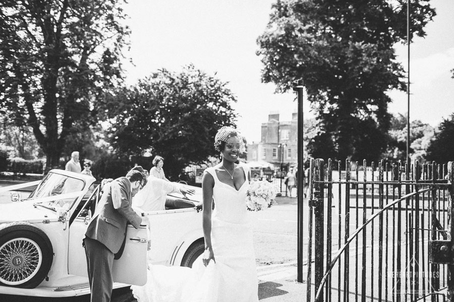 Stoke Newington Hall-Wedding_St Marys Church-Alternative Wedding Photographer-Bride Arriving