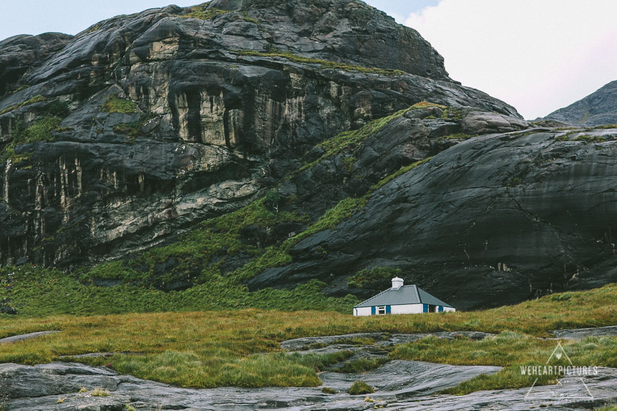 Isle os Skye| Loch Coruisk Humanistic Wedding | Alternative Wedding Photographer | Elgol | Misty Isle Boat Trips