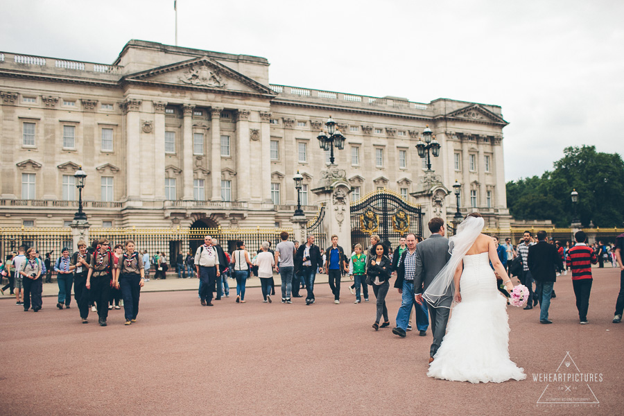 Alternative-Creative-Wedding-Photographer-London-Destination-0002-14