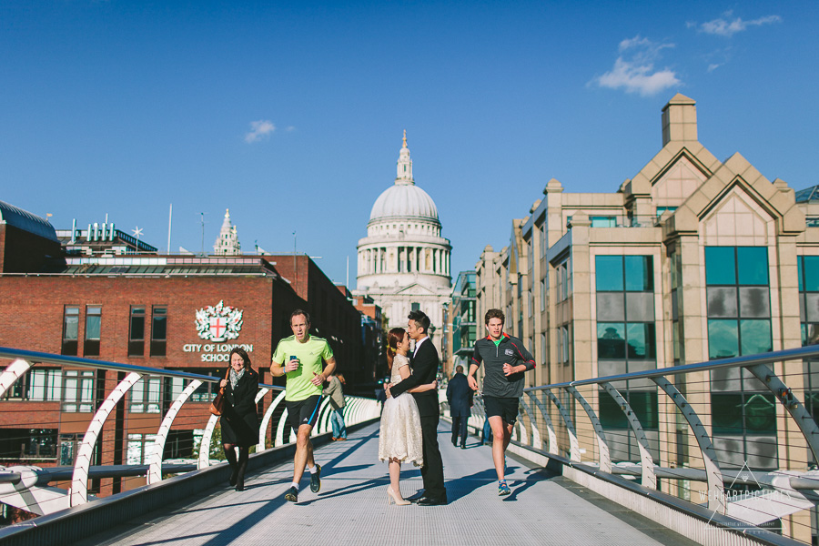 London St Paul, Millenium Bridge, Engagement Shoot, Creative Wedding Photographer