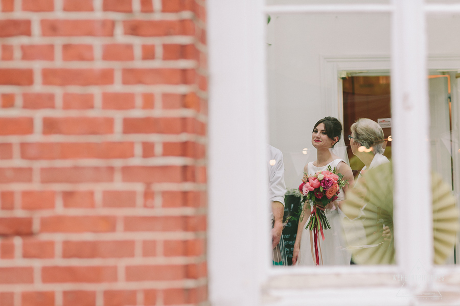 Orleans House Gallery  Wedding Photographer - Alternative Wedding Photography 