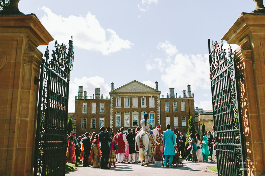 Aynhoe Park Hindu Wedding Photographer