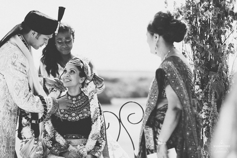 Hindu Wedding Aynhoe Park | Alternative wedding Photography