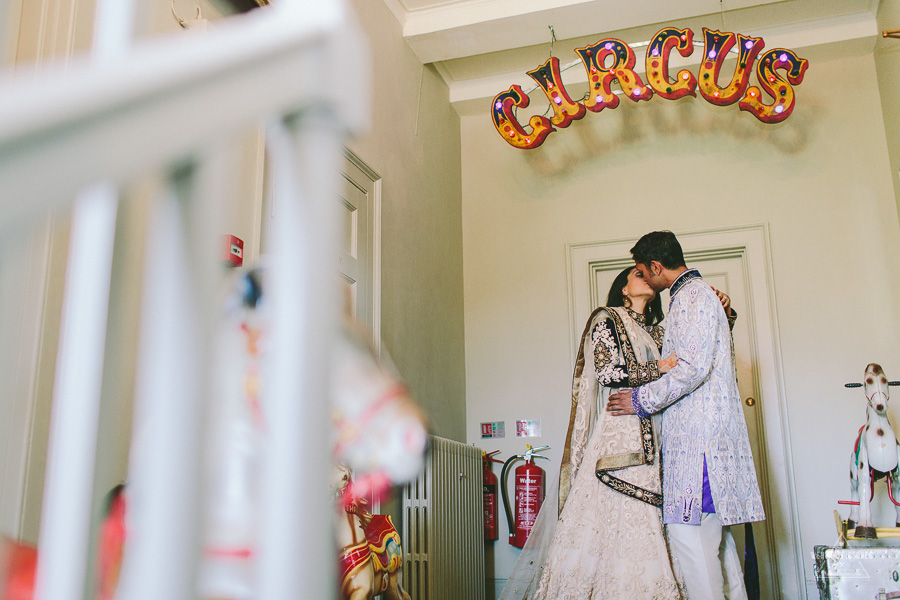 Hindu Wedding Aynhoe Park | Alternative wedding Photography