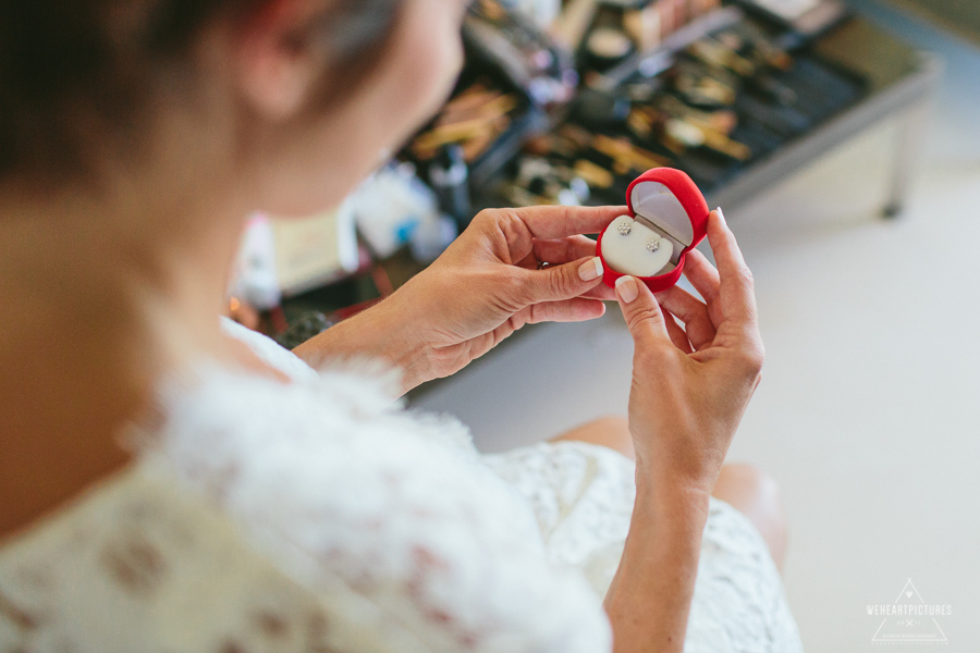 Destination Wedding Photographer_ Bride preps Morning at Hotel las Aguas