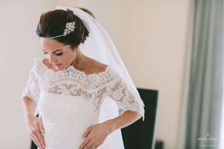 Bride Getting ready_Destination Wedding Photographer_London_Europe