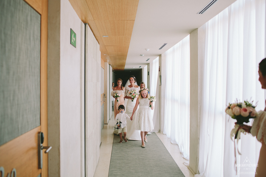 Bride Getting ready_Destination Wedding Photographer_London_Europe