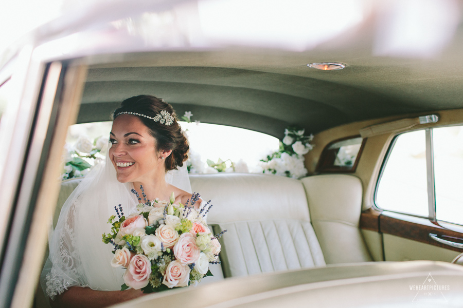 Wedding Car and Bride_Destination Wedding Photographer_London_Europe