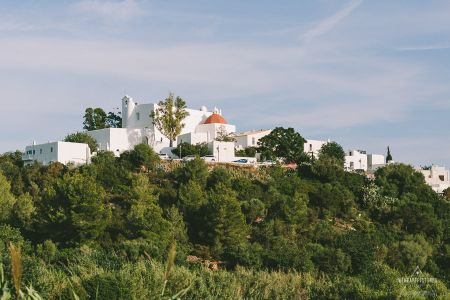 Wedding at Santa Eulalia Church in Ibiza_Destination Wedding Photographer_London_Europe