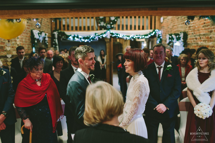 Tewinbury Farm wedding Photography_Jodie_Alex0011