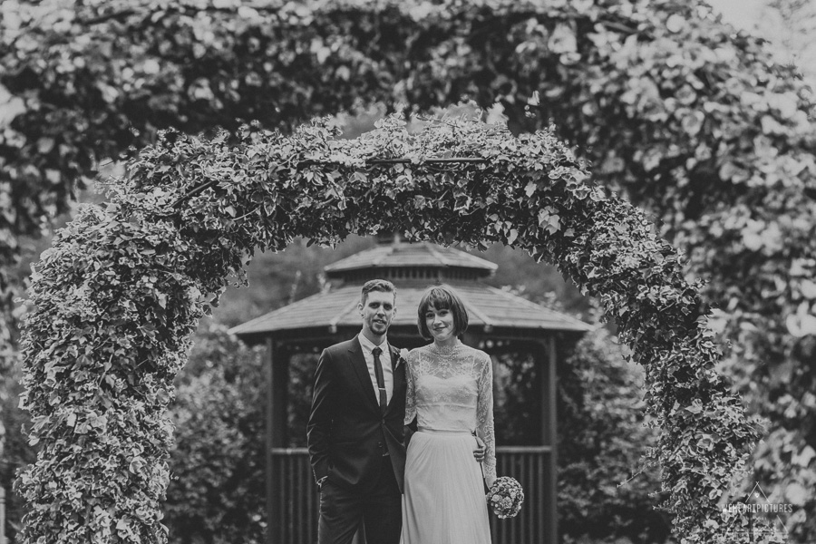 Tewinbury Farm wedding Photography_Jodie_Alex0029