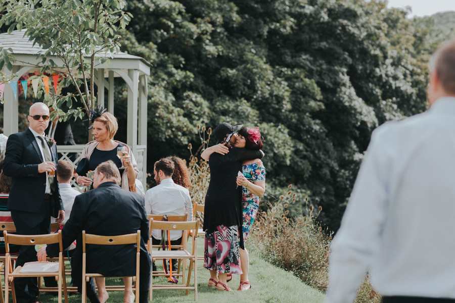 colorful-wedding-in-cornwall_alternative-wedding-photography_0092